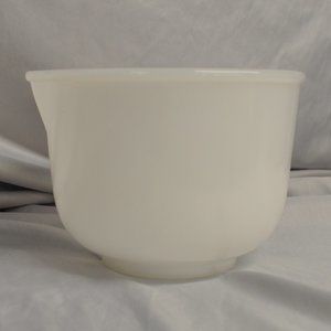 Glasbake 20 CJ mixing bowl SunBeam white spouted glass (38gw)